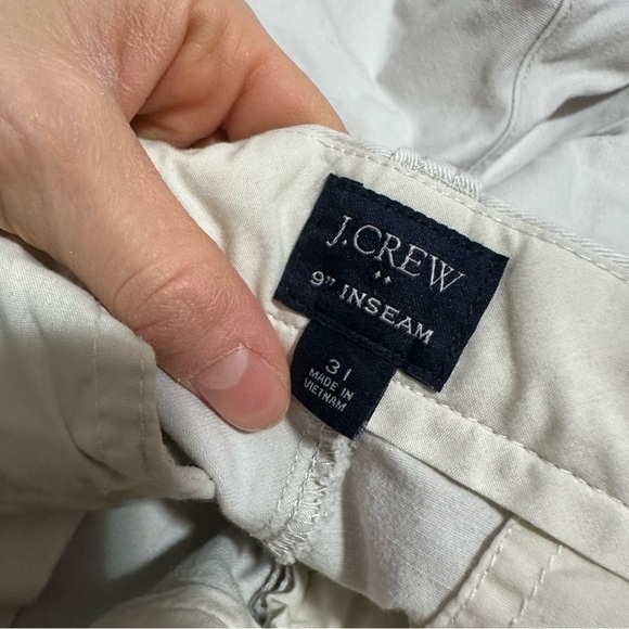 J crew 9” flex chino shorts stone - Picture 4 of 5